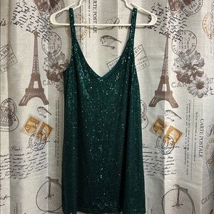 GREEN SEQUINS PARTY/ HOLIDAY DRESS